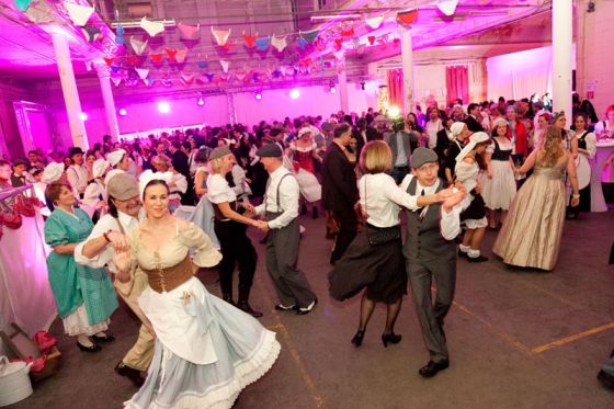 Wiener Wäschermädelball 2013, Teil 6 011 © Arman Rastegar