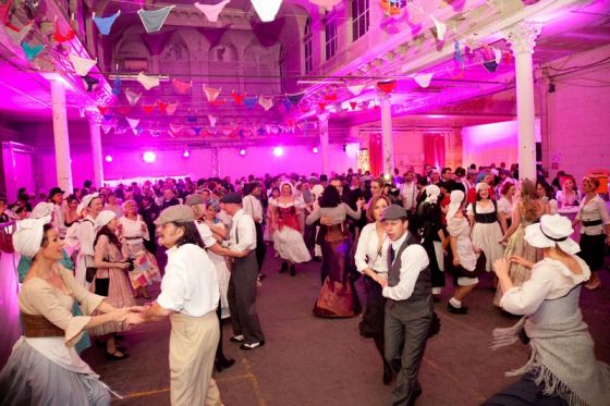 Wiener Wäschermädelball 2013, Teil 6 012 © Arman Rastegar