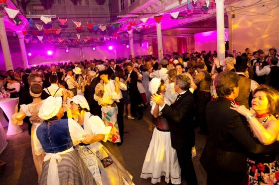 Wiener Wäschermädelball 2013, Teil 6 032 © Arman Rastegar