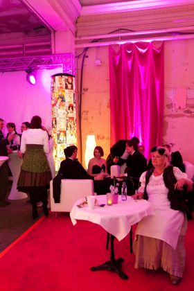 Wiener Wäschermädelball 2013, Teil 7 016 © Arman Rastegar